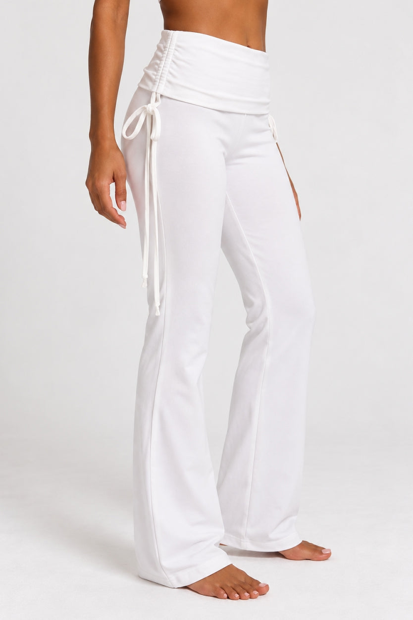 Calça Flare Branca